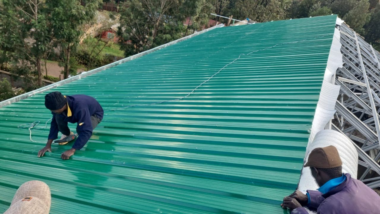 Jufo Construction roofing project